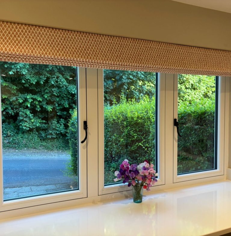 Made to measure roman blind Made to measure roman blind